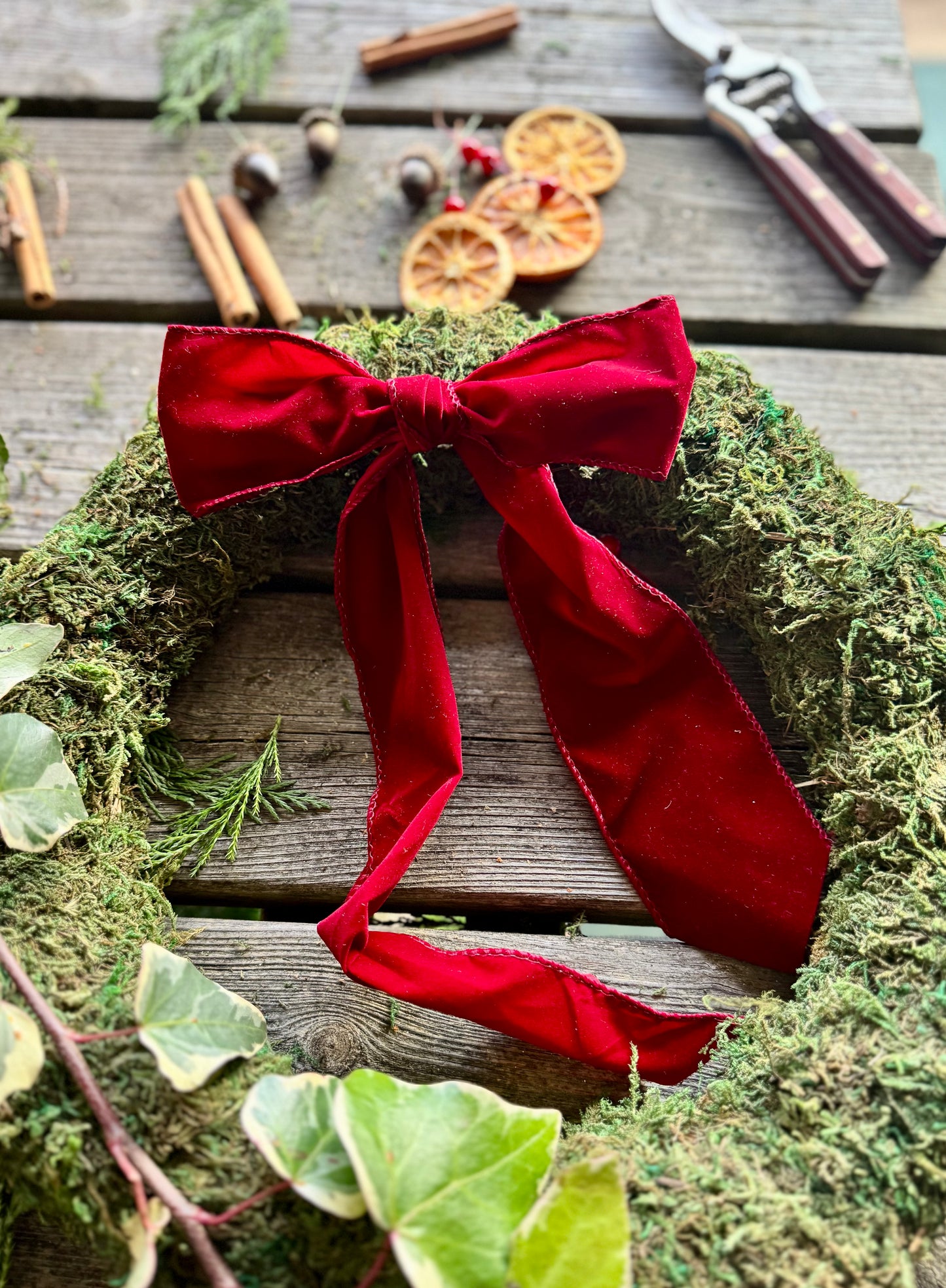 The Burton Wreath Kit – Fresh DIY Christmas Wreath (Optional Moss Upgrade)